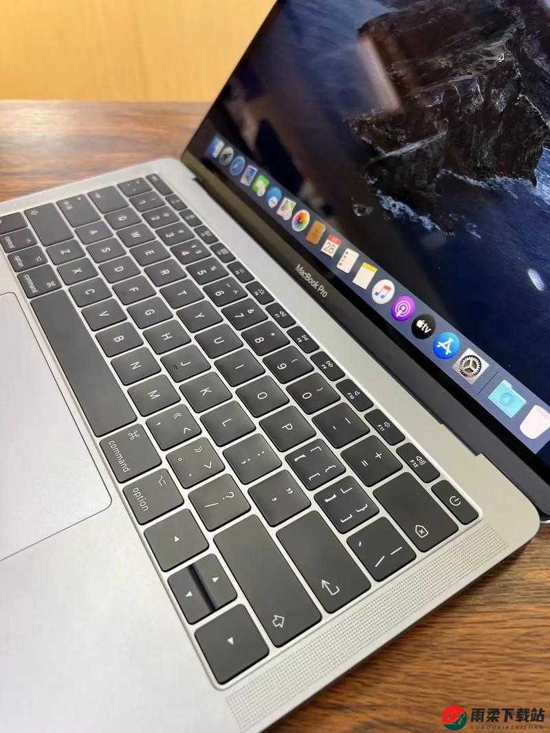 1819macbookpro 日本评测：苹果本的经典延续