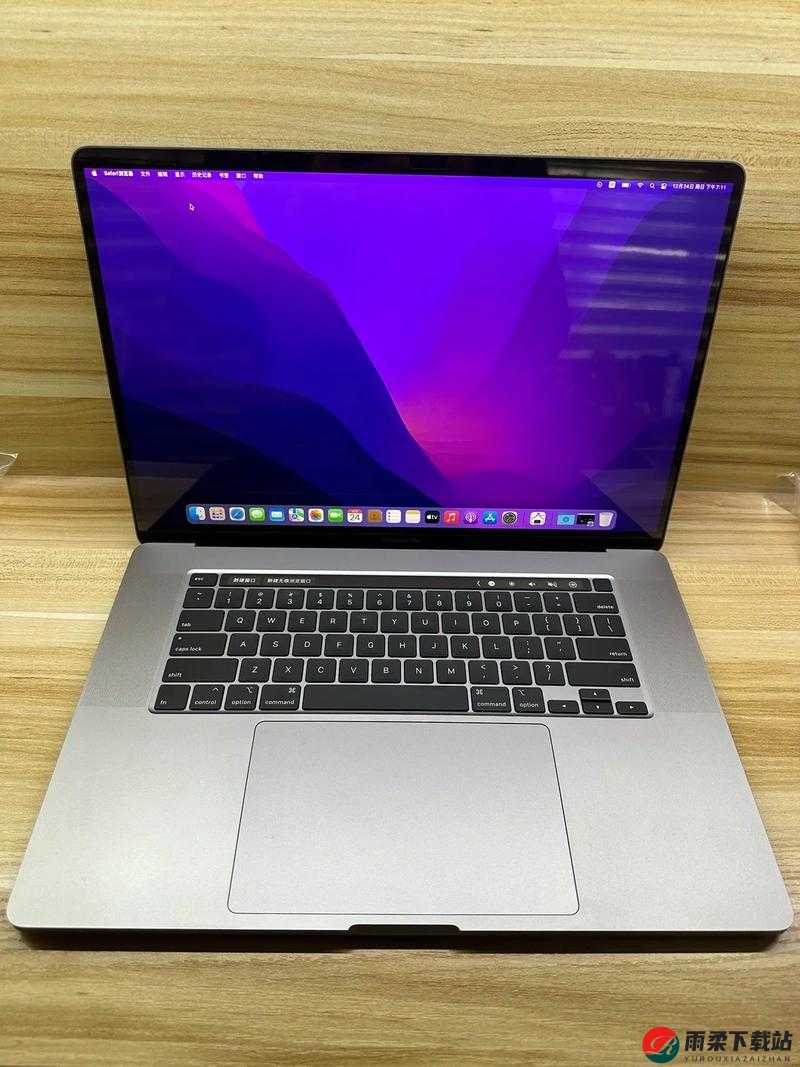 1819 岁 macbook 日本：年轻人的潮流选择